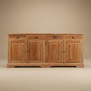 Frontale studiofoto van teak dressoir Senja met vier deuren en laden.