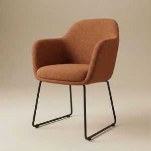 Studio foto van stoel Lembut Rusty